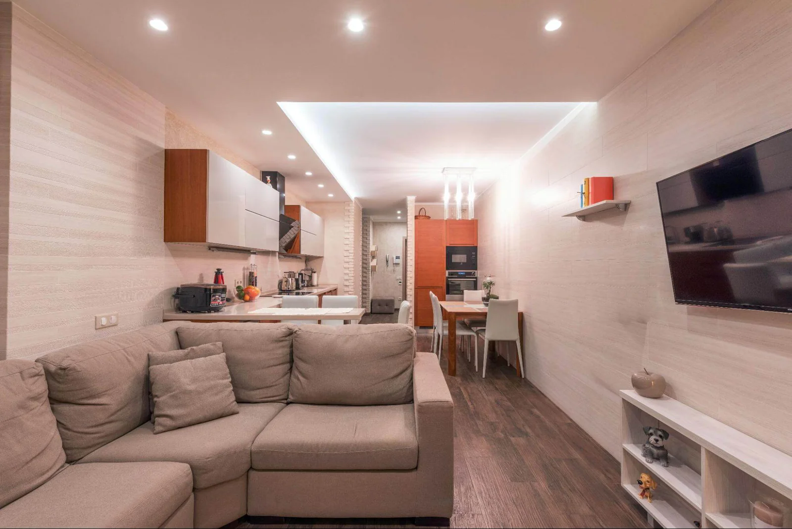 Studio Apartment